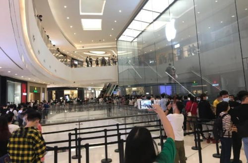 iPhone 12 全線跌破發(fā)行價 電子產(chǎn)品市場快速貶值現(xiàn)象解析